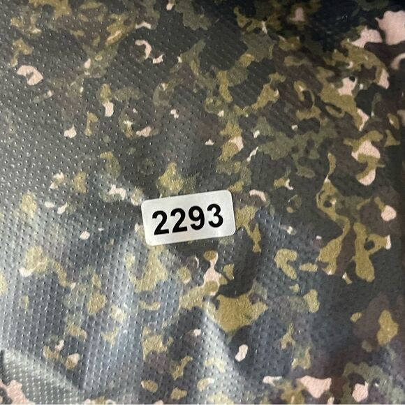 Evereve Sasha Satin Shirt Size Large - Picture 6 of 6